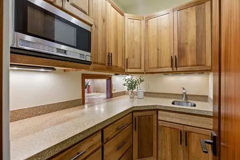 Kitchen - 1500 E Split Rock Dr UNIT 20, Ivins, UT 84738 photo 2 of 9