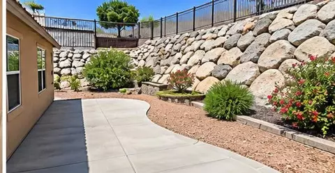 Exterior - 357 E 860 N, Hurricane, UT 84737 photo 2 of 4