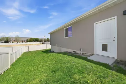 Exterior - 2303 E Tumbleweed Rd, Eagle Mountain, UT 84005 photo 6 of 6