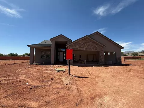 75 W Serenity Cir, Ivins, UT 84738