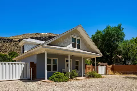 Exterior - 77 S 100 E, Hurricane, UT 84737 photo 2 of 4