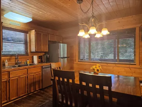 Dining - 95 E Rim Rd, Duck Creek Village, UT 84762 photo 1 of 1