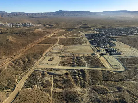 2453 E Malitsoh Way Apt Lot #LOT 302, Saint George, UT 84790