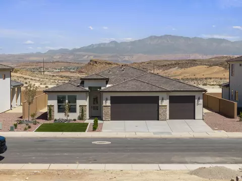 2453 E Malitsoh Way Apt Lot #LOT 302, Saint George, UT 84790