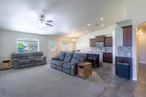Living - 340 E 920 N, Hurricane, UT 84737 photo 1 of 2