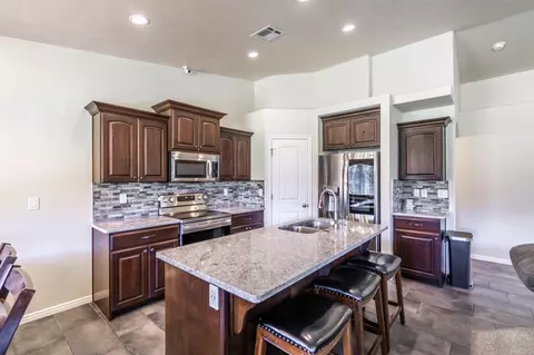 Kitchen - 340 E 920 N, Hurricane, UT 84737 photo 1 of 2