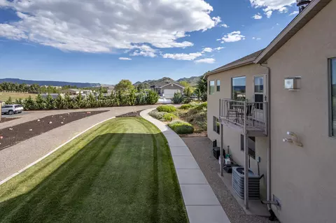 Exterior - 731 S 800 E, New Harmony, UT 84757 photo 9 of 17