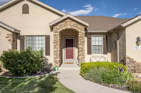 Exterior - 731 S 800 E, New Harmony, UT 84757 photo 4 of 17