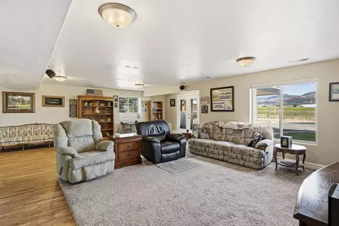 Living - 731 S 800 E, New Harmony, UT 84757 photo 4 of 4