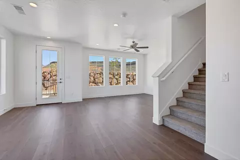 Living - 2243 E Crestas Aly, Washington, UT 84780 photo 1 of 3
