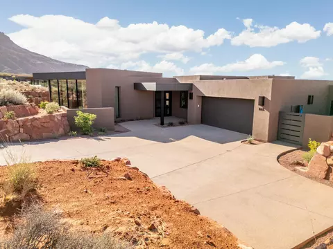 846 W Wicasa Way, Ivins, UT 84738