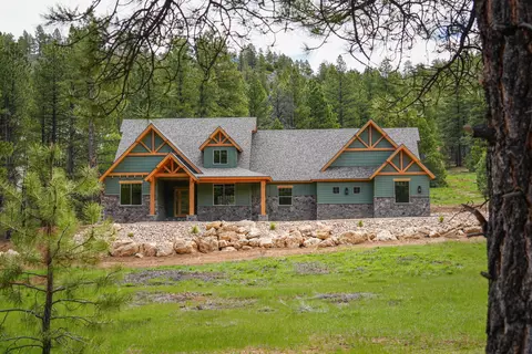 4200 N Elk Meadows Dr, Duck Creek, UT 84762