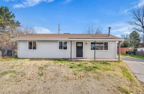 170 W Warm Springs Cir, Washington, UT 84780