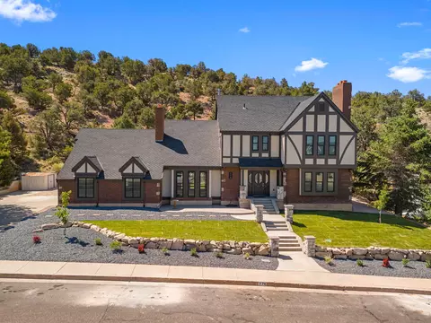 776 E Fiddlers Canyon Rd, Cedar City, UT 84721