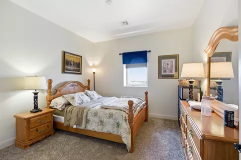 Bedroom - 2248 Southgate Hills Dr, Saint George, UT 84770 photo 4 of 6