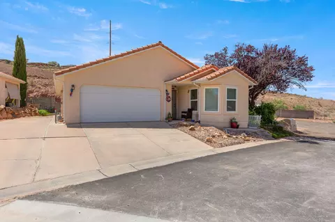 504 E Telegraph St #63, Washington, UT 84780