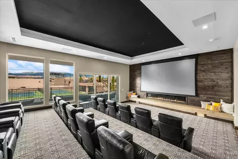 5024 W Nashoba Trl, Hurricane, UT 84737