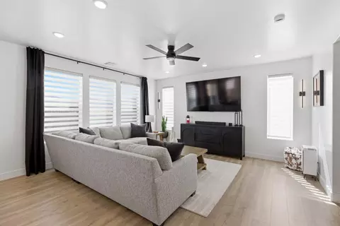 Other - 983 E Malibu Dr, Washington, UT 84780 photo 3 of 7