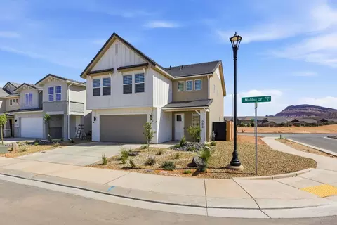 Exterior - 983 E Malibu Dr, Washington, UT 84780 photo 5 of 5