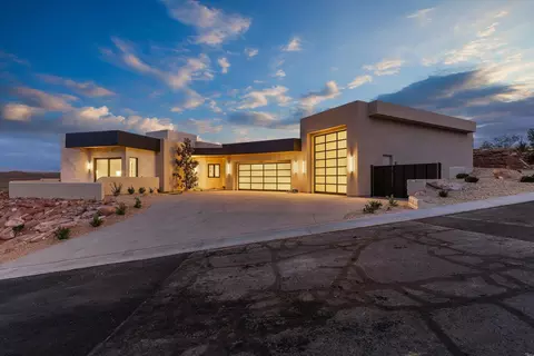 147 N Westgate Hills Dr, Washington, UT 84780