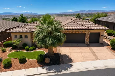 372 S Leoni Way, Washington, UT 84780