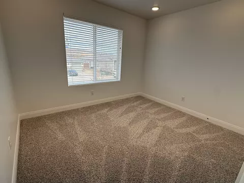 Bedroom - 1186 E Marlowe Way, Washington, UT 84780 photo 4 of 8