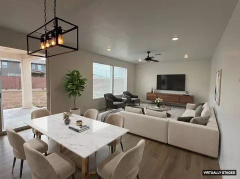 Living - 1186 E Marlowe Way, Washington, UT 84780 photo 1 of 5