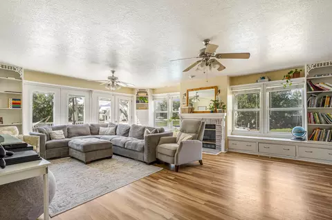 51 N Ash Creek Dr, Toquerville, UT 84774