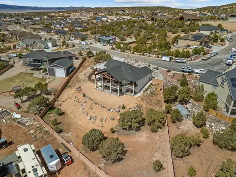 View/Area - 2753 W Eagle Ridge Lp Lp, Cedar City, UT 84720 photo 2 of 2