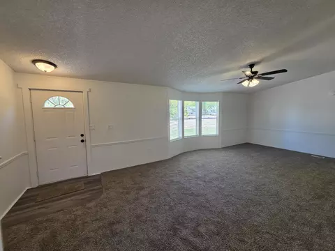 Living - 453 N 200 E, Parowan, UT 84761 photo 3 of 9