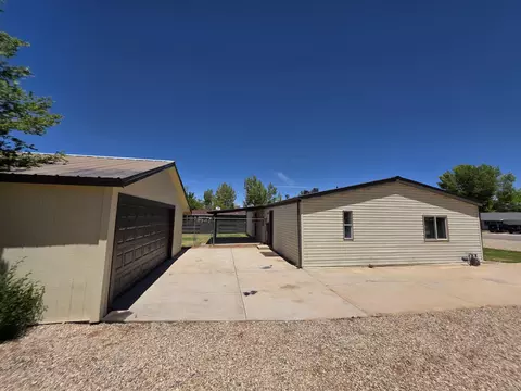 453 N 200 E, Parowan, UT 84761