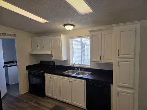 Kitchen - 453 N 200 E, Parowan, UT 84761 photo 1 of 3