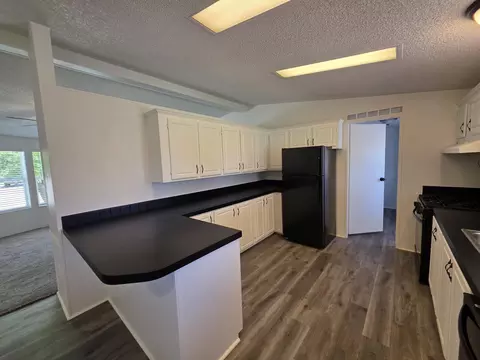 Kitchen - 453 N 200 E, Parowan, UT 84761 photo 2 of 3