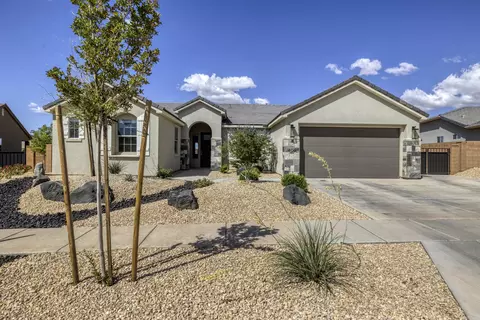 409 N Sage Grouse Dr, Washington, UT 84780