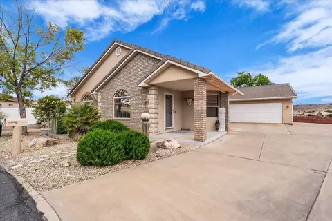 392 N Windsor Dr, Washington, UT 84780