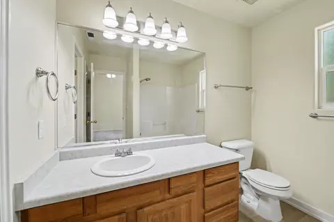 Bath - 2804 E 350 N, Saint George, UT 84790 photo 1 of 3