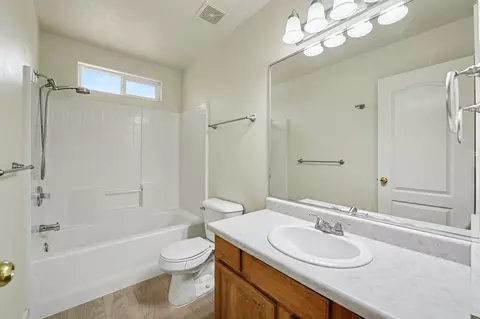 Bath - 2804 E 350 N, Saint George, UT 84790 photo 3 of 3