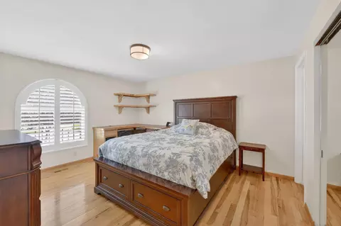 Bedroom - 563 E 350 N, Bountiful, UT 84010 photo 2 of 4
