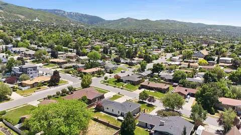 View/Area - 563 E 350 N, Bountiful, UT 84010 photo 4 of 8
