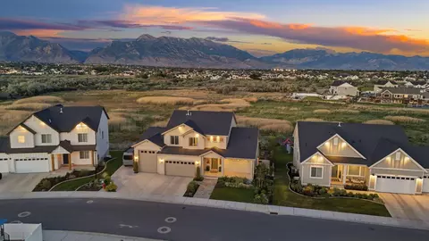 866 N Pearl Dr, Lehi, UT 84043