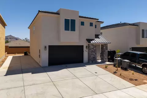 751 W 430 N, Hurricane, UT 84737