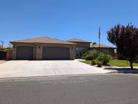 3441 S Castlefield Dr, Washington, UT 84780