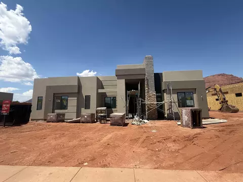 564 W 80 S, Ivins, UT 84738