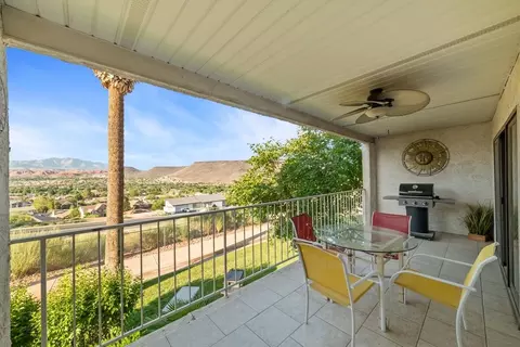 1845 W Canyon View Dr #111, Saint George, UT 84770