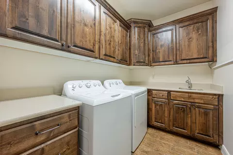 Other - 956 E Roadrunner Dr, Washington, UT 84780 photo 6 of 7