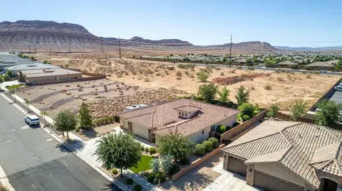 View/Area - 956 E Roadrunner Dr, Washington, UT 84780 photo 7 of 8