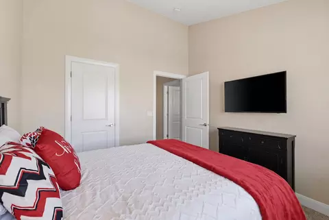 Bedroom - 4149 E Torrey Pines Dr, Washington, UT 84780 photo 7 of 9