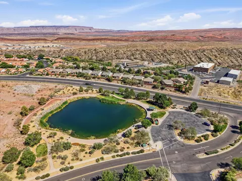 View/Area - 4149 E Torrey Pines Dr, Washington, UT 84780 photo 4 of 8