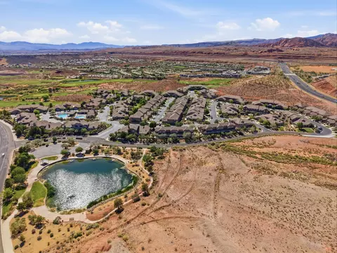 View/Area - 4149 E Torrey Pines Dr, Washington, UT 84780 photo 3 of 8