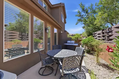 Exterior - 4149 E Torrey Pines Dr, Washington, UT 84780 photo 3 of 4